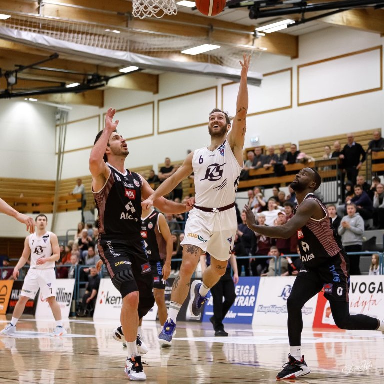 Arnar Björnsson átt stórleik gegn Hetti. MYND: DAVÍÐ MÁR