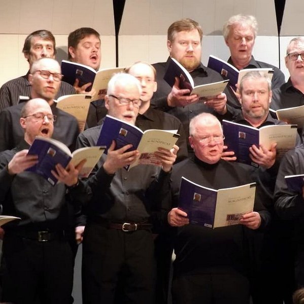 Myndirnar tók sr. Gylfi Jónsson.