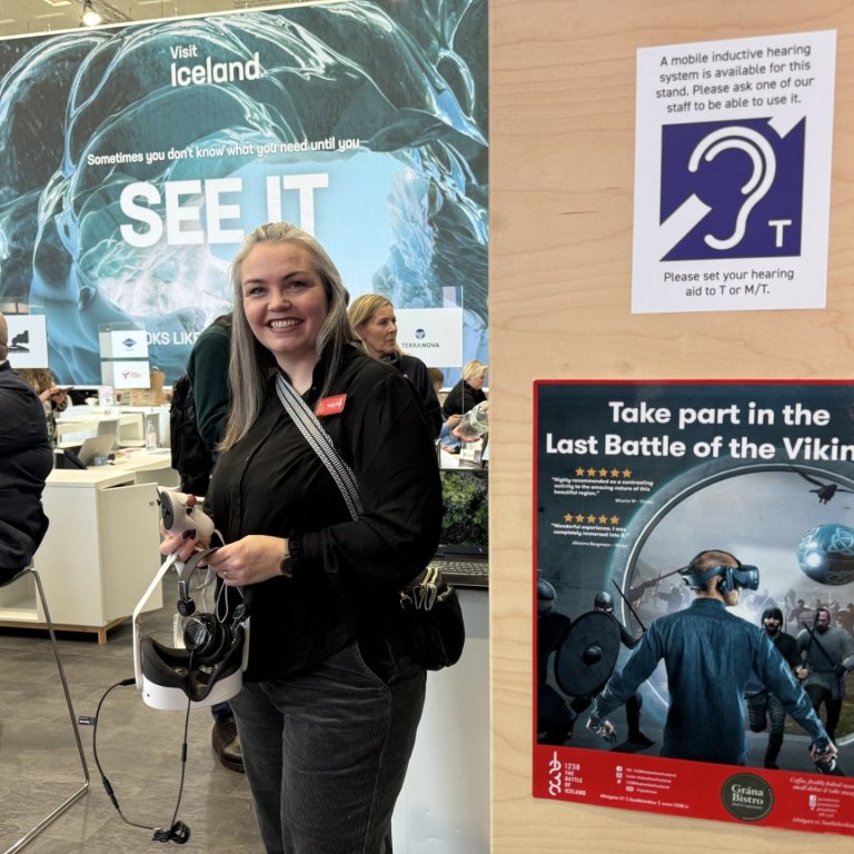 Freyja Rut á sýningunni í Berlín. Mynd tekin af Facebook-síðu MN.