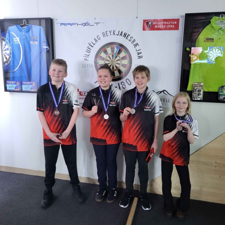 Krakkarnir sem unnu til verðlauna á Dartung sl. helgi. Myndir teknar af Facebook-síðu PKS.