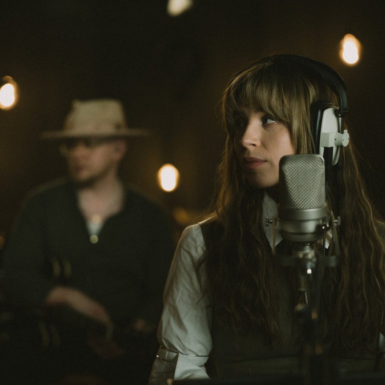 GDRN og Reynir Snær hefja veisluna. Mynd: Fb.síða GDRN.