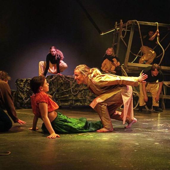 Frá æfingum á Skógarlífi. Myndir: Leikflokkur Húnaþings vestra.