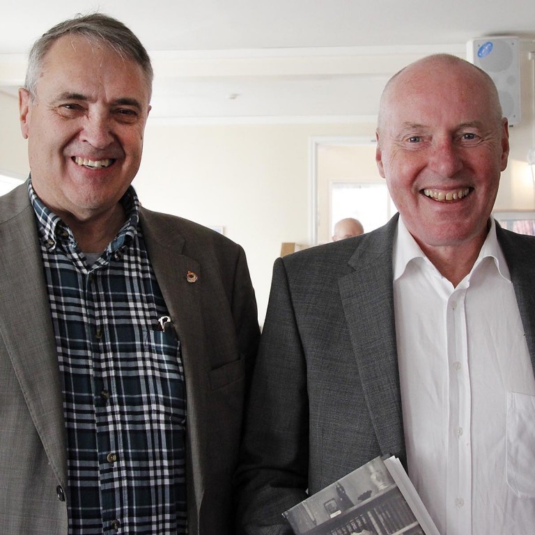 Hjalti og Sölvi kampakátir með viðtökurnar í dag. MYNDIR: ÓAB