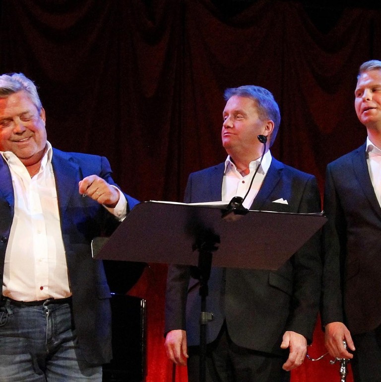 Kristján, Óskar og Árni Geir undir lok velheppnaðra tónleika í Miðgarði.  MYND: ÓAB