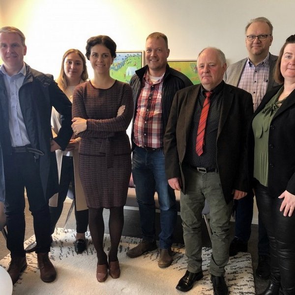 Frá fundi með Þórdísi Kolbrúnu Reykfjörð Gylfadóttur, ferða-, iðnaðar- og nýsköpunarráðherra. Mynd:sameining.huni.is