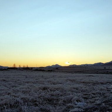 Rísandi sól í Skagafirði 22. desember 2021. Mynd: PF.