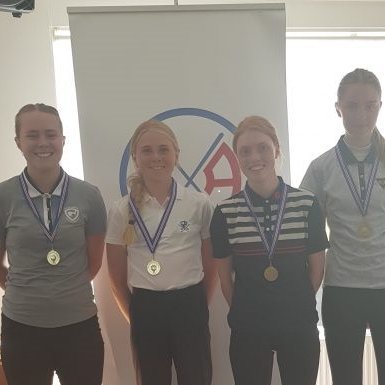 Annar Karen lengst til hægri. Mynd: AÐSEND