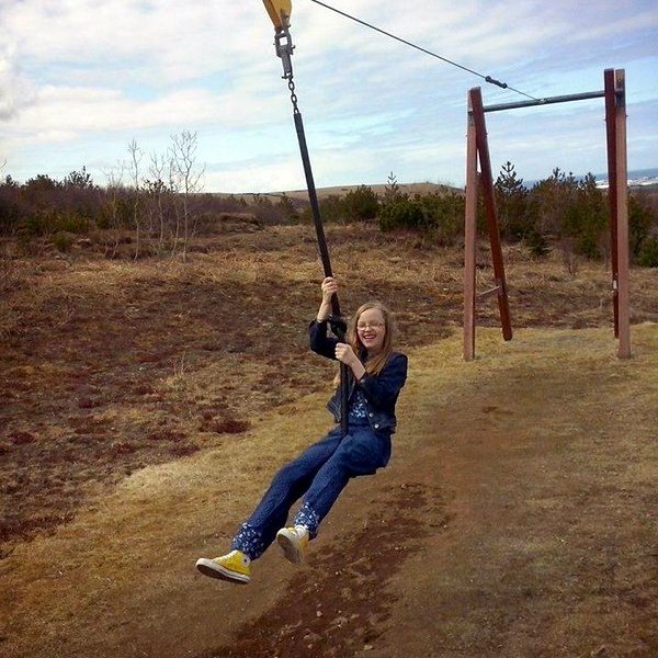 Aparóla í Sandhlíð, skógræktarsvæði Skógræktarfélags Garðabæjar. Aparólur eru stórskemmtilegar, segir á heimasíðunni ullendullen.is sem er upplýsingasíða fyrir foreldra þaðan sem myndin er fengin. MYND/EINAR ÖRN JÓNSSON.