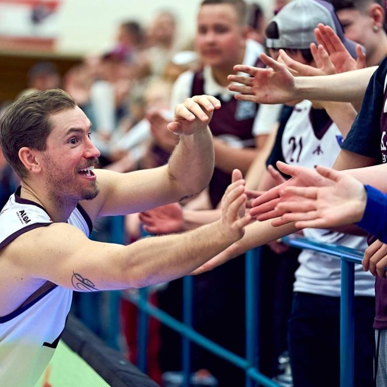 Arnar Björnsson var í góðum gír í gærkvöldi. MYND: ©SIGURÐUR INGI