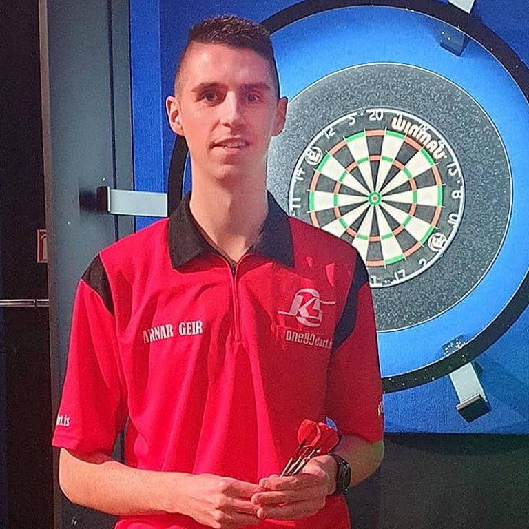 Arnar Geir til í slaginn. MYND AF FB