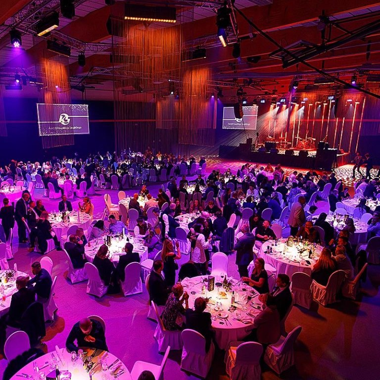 Íþróttasalurinn á Króknum var ævintýri líkastur á laugardaginn. MYNDIR: DAVÍÐ MÁR