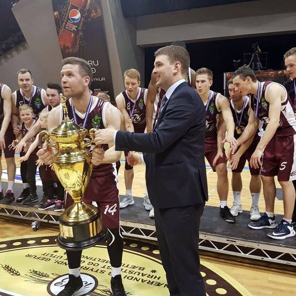 Mikill áhugamaður um íþróttir