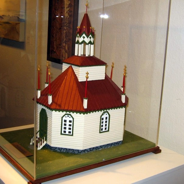 Líkan Ragnhildar af Auðkúlukirkju. Mynd: Húni.is