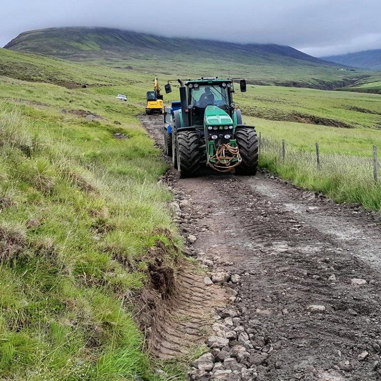 Vegurinn í Austurdal lagfærður. MYND: SKAGAFJÖRÐUR.IS