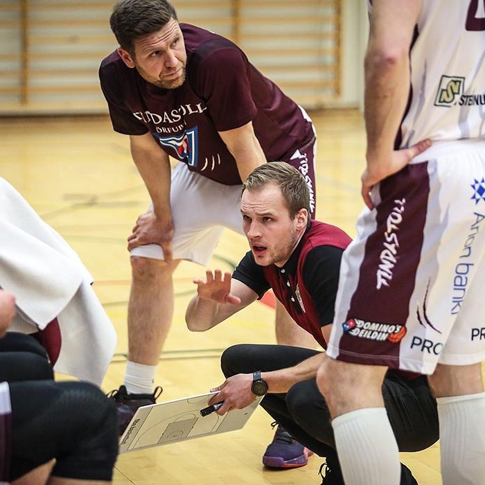 „Ef þú ætlar að koma til leiks með hangandi haus, þá taparðu. Það er bara þannig sem deildin virkar,“ sagði Baldur Þór, þjálfari Tindastóls, að leik loknum. MYND: HJALTI ÁRNA