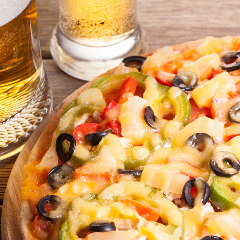 Alþjóðlegi bjór og pítsudagurinn er í dag