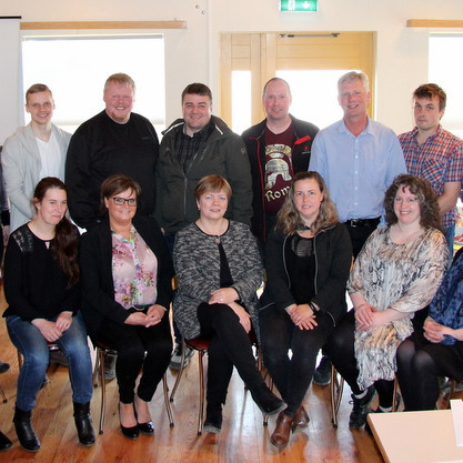 Myndarlegur hópur áhugasamra framleiðenda Beint frá býli ásamt verkefnisstjóranum Halldóri Gunnlaugssyni lengst til hægri.. Mynd: PF.