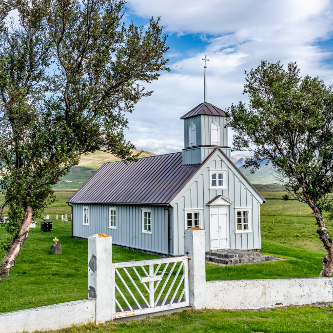 Hofskirkja sómir sér vel ný uppgerð. Mynd: Baldvin Ingi Símonarson