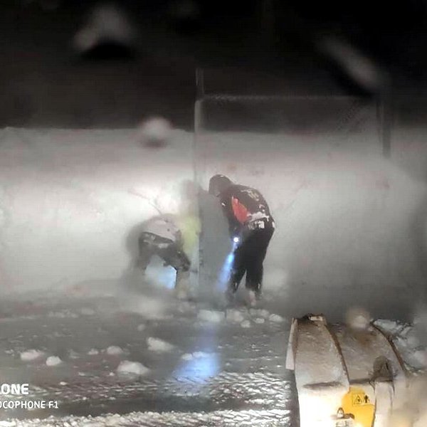 Björgunarsveitarmenn að störfum í óveðrinu í desember. Mynd: Facebooksíðan Björgunarsveitin Húnar.