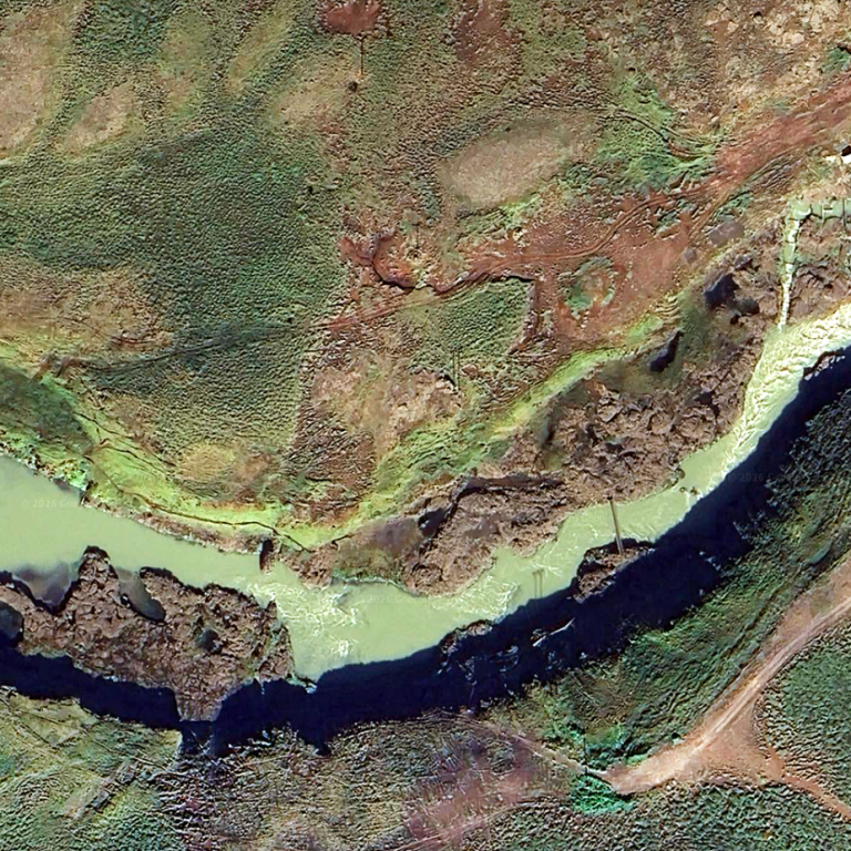 Séð ofan í Blöndu með hjálp Google Earth. SKJÁSKOT
