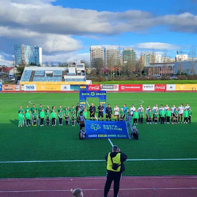 Blikar og Stólastúlkur á meðan staðan var enn 0-0 – eða þannig. MYND: PF