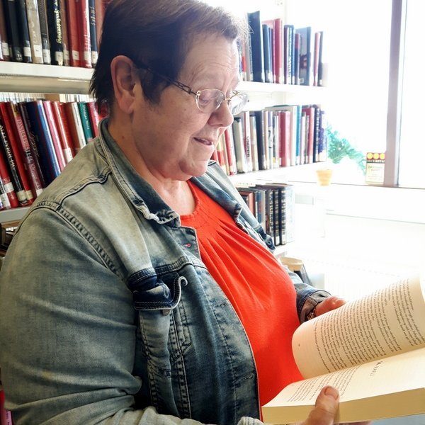 Sigríður er fastagestur á Bókasafni Húnaþings vestra.