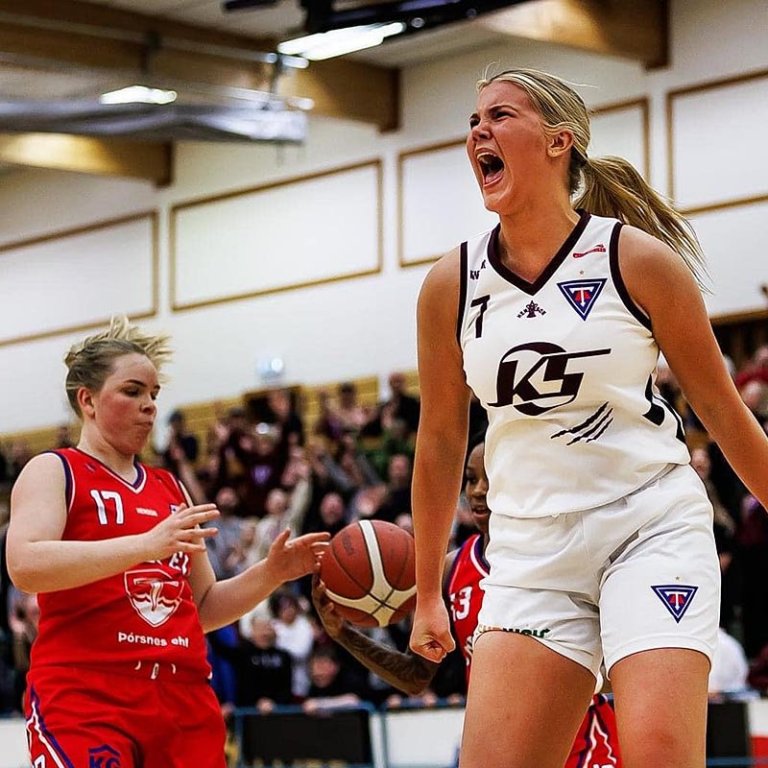 Brynja Líf er búin að finna fjölina sína eftir erfiða byrjun í Bónus deildinni og setti mikilvægar körfur í kvöld. Hér er hún í stuði í úrslitaeinvíginu gegn liði Snæfells í vor. MYND: DAVÍÐ MÁR
