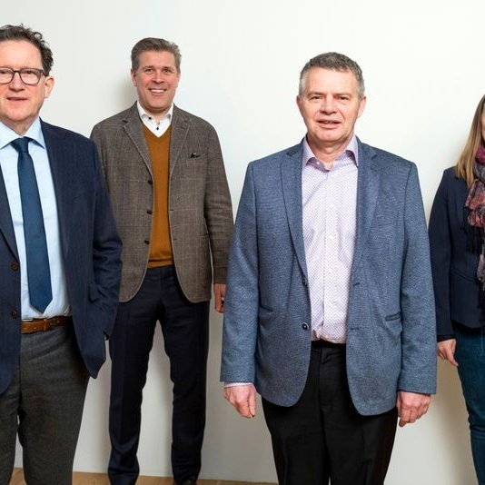 Kristján Þór Júlíusson, sjávarútvegs- og landbúnaðarráðherra, Bjarni Benediktsson, fjármála- og efnahagsráðherra, Gunnar Þorgeirsson, formaður Bændasamtaka Íslands, og Unnur Brá Konráðsdóttir, formaður samninganefndar ríkisins. Mynd: Golli.