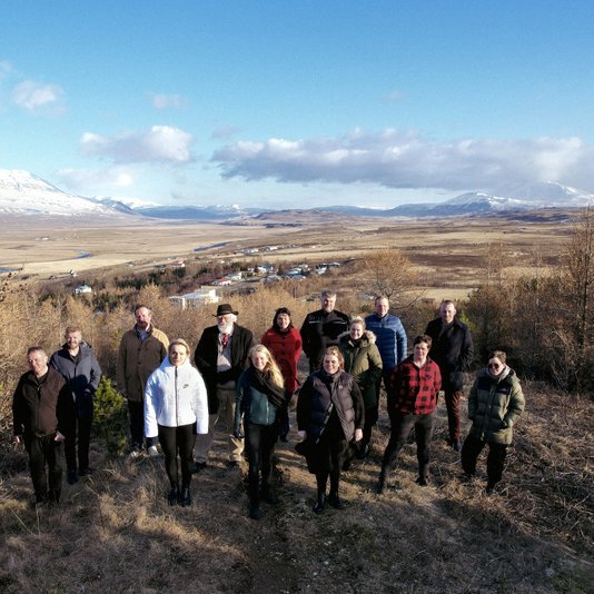 Við upphaf skal endinn skoða