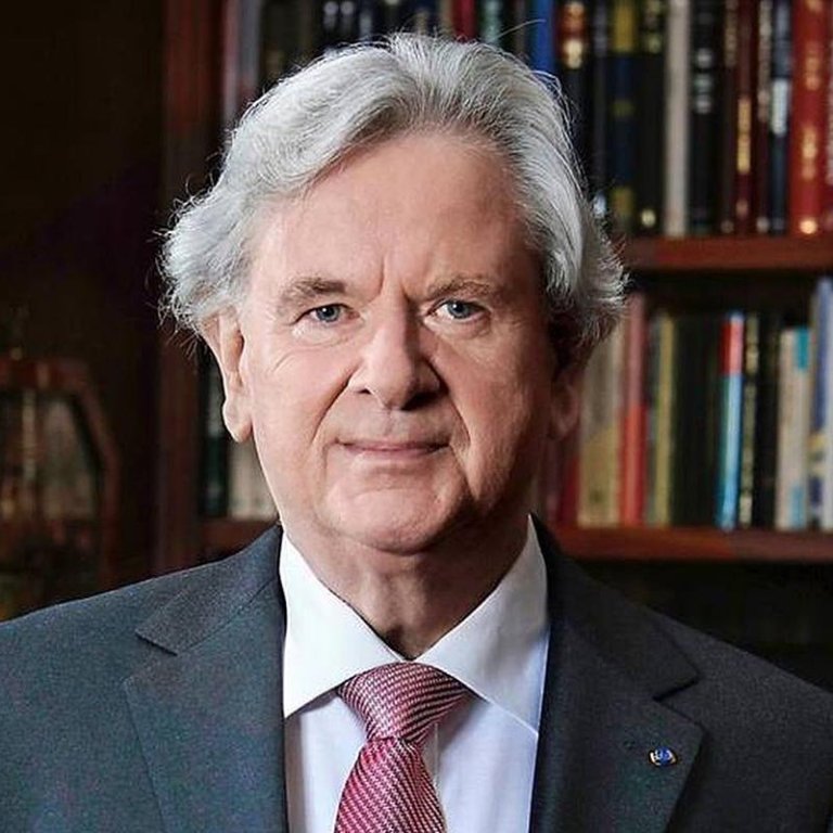 Davíð Oddsson. MYND AF MBL.IS