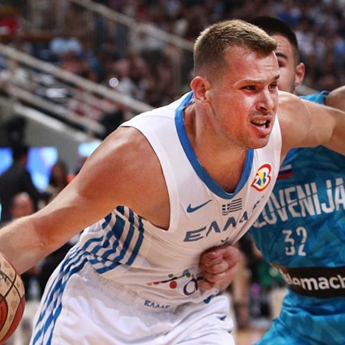 Dimitris í leik með gríska landsliðinu. MYND AF NETINU