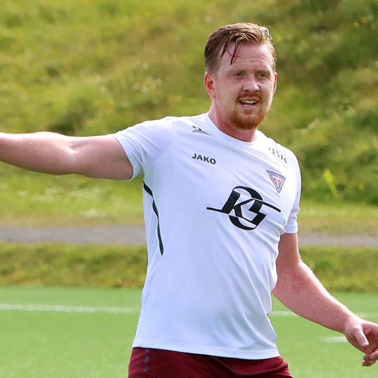 Dom þjálfari Furness steig dansinn með Stólunum í sumar. MYND: ÓAB