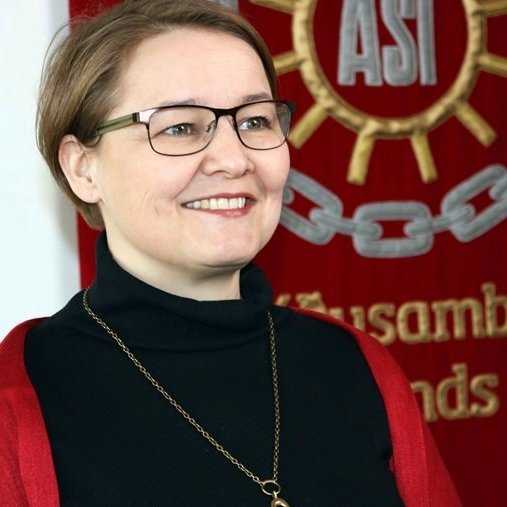 Drífa Snædal hefur staðið í ströngu sem forseti ASÍ og nú sé henni ekki lengur til setunnar boðið í forsetastóli. Mynd: ASÍ