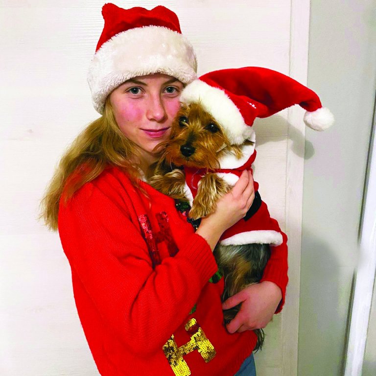 Elísa Bríet og Dimma Lind í hátíðarskapi. - AÐSEND MYND