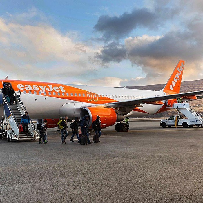 Flugvél frá easyJet á Akureyrarflugvelli. AÐSEND MYND