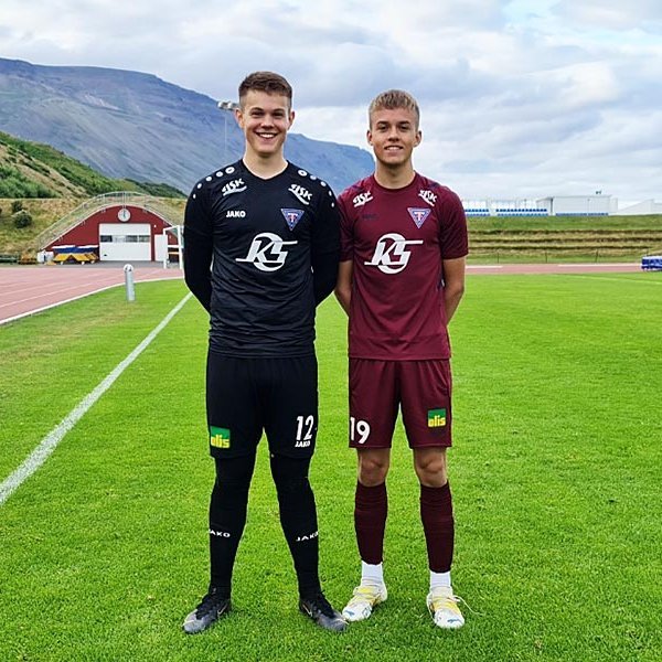 Einar og Bragi sælir að leik loknum. MYND: RÚNAR RÚNARSSON