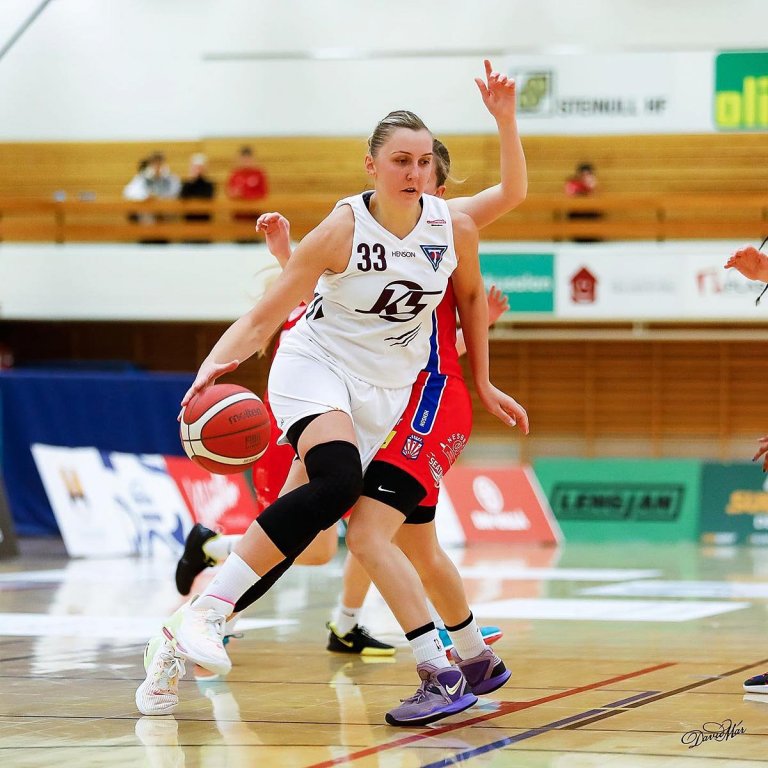 Emese Vida í leik gegn Snæfelli á dögunum. MYND: DAVÍÐ MÁR