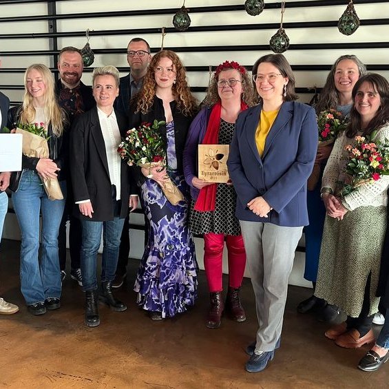 Vinningshafar, valnefnd og forsetafrú. Aðsend mynd.