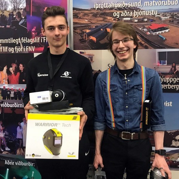 Jón Gylfi Jónsson, Íslandsmeistari í málmsuðu og Guðlaugur Rafn Daníelsson silfurhafi í kælitækni. Mynd: FNV.