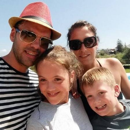 Bjarni Gaukur Sigurðsson og Elísabet Jónsdóttir ásamt börnum sínum Bríeti og Þór Óla en  Olgu Elísu vantar á myndina. Myndir aðsendar utan mynd af Blönduósi en hana tók Óli Arnar.