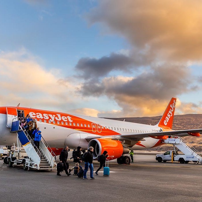 Þota frá easyJet nýlent á Akureyrarflugvelli. AÐSEND MYND