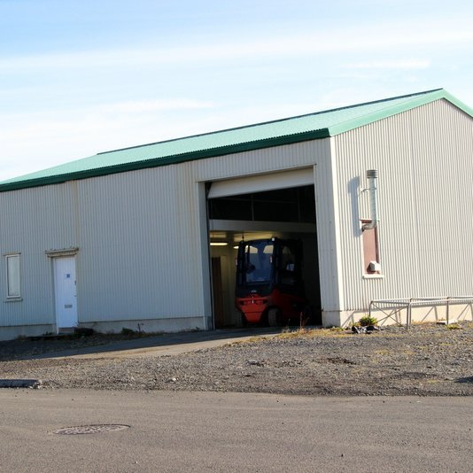 Háeyri 6 hýsir starfstöð Fiskmarkaðs Íslands á Sauðárkróki. Mynd: PF.