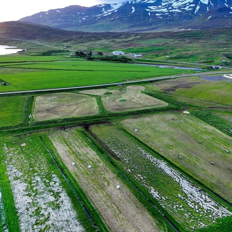 Brúnastaðir og Ketilás til hægri á myndinni. MYND: HALLDÓR GUNNAR