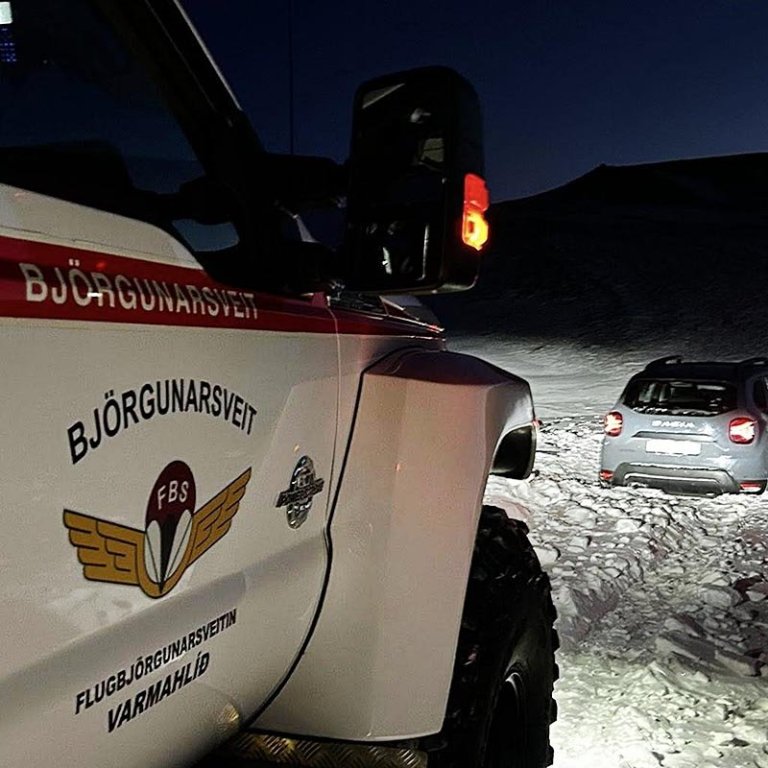 Flugbjörgunarsveitin mætt til aðstoðar í Mælifellsdal. MYND AF SÍÐU FLUGBJÖRGUNARSVEITARINNAR Í VARMAHLÍÐ