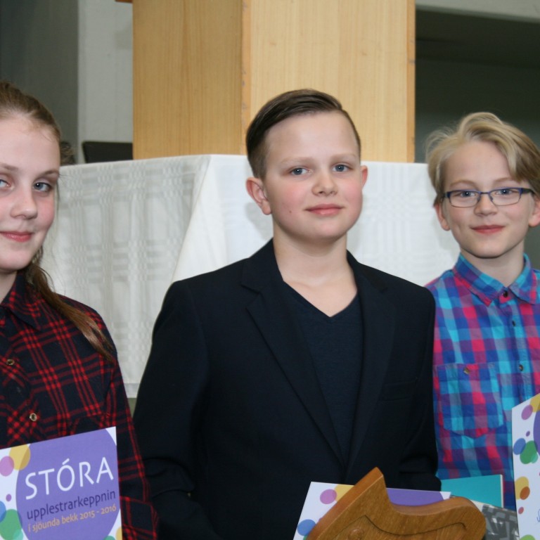 Frá vinstri: Hugrún Lilja Pétursdóttir Húnavallaskóla, Ólafur Halldórsson Höfðaskóla og Víkingur Leon Þórðarson Blönduskóla. Mynd: Húnavallaskóli.