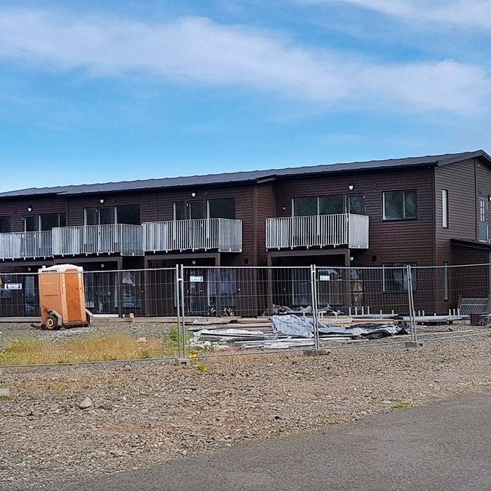 Fyrsta húsið á Freyjugötureitnum verður senn tilbúið. MYND: PF