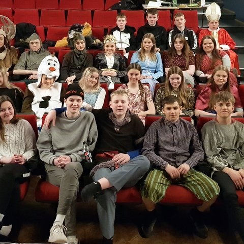 Glæsilegur hópur leikara og leikstjóra. Mynd: PF