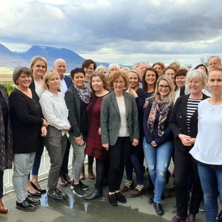 Ásmundur Einar ásamt félagsmálastjórum allra sveitarfélaga landsins. Mynd af vef stjórnarráðsins.