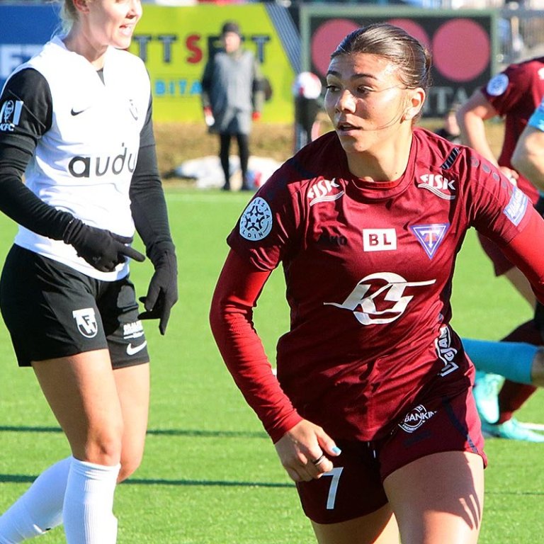 Gabi Johnson var dugleg og áköf á miðju Tindastóls. MYND: ÓAB