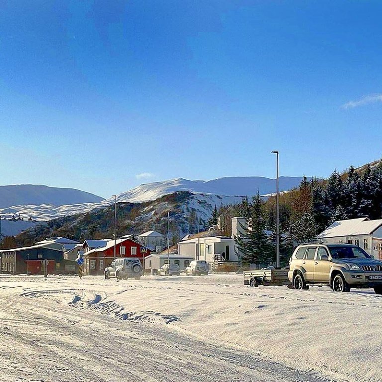 Það var fallegt á Króknum í blíðunni í hádeginu í dag. MYND: ÓAB